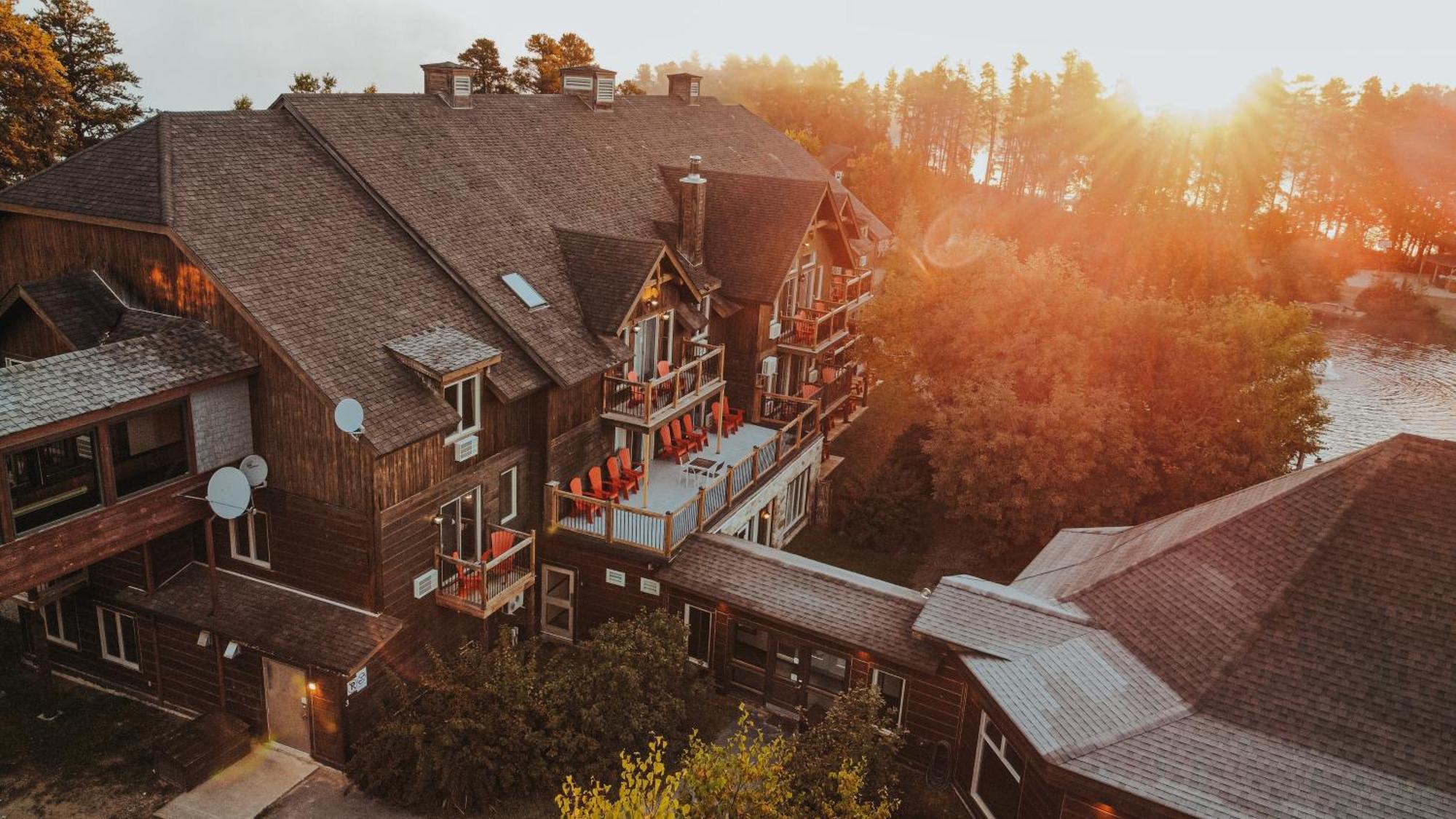 Auberge Du Lac Taureau Saint-Michel 外观 照片
