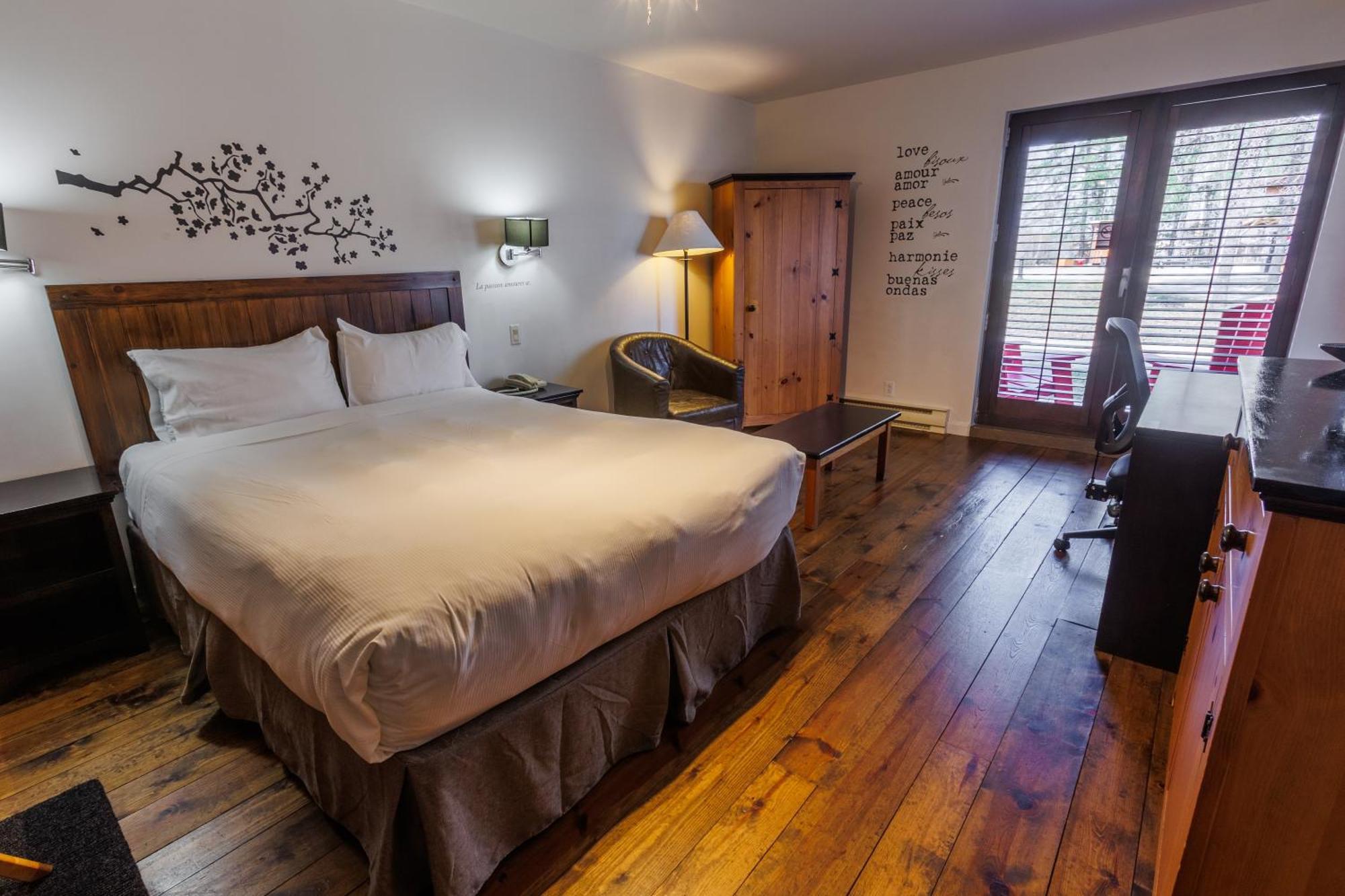Auberge Du Lac Taureau Saint-Michel 外观 照片
